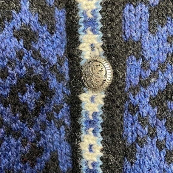 L.L. Bean Wool Fair Isle Nordic Cardigan Sweater Silver Buttons Size Medium (M) - Picture 5 of 6